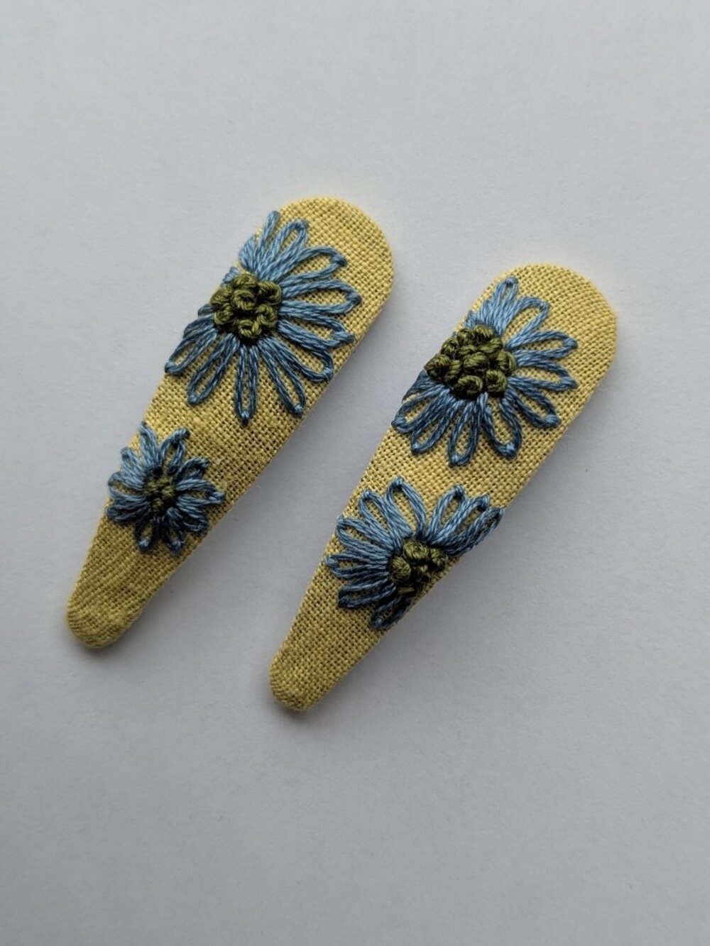 New Blue Daisies hand embroidered linen cotton hair clips handmade accessories